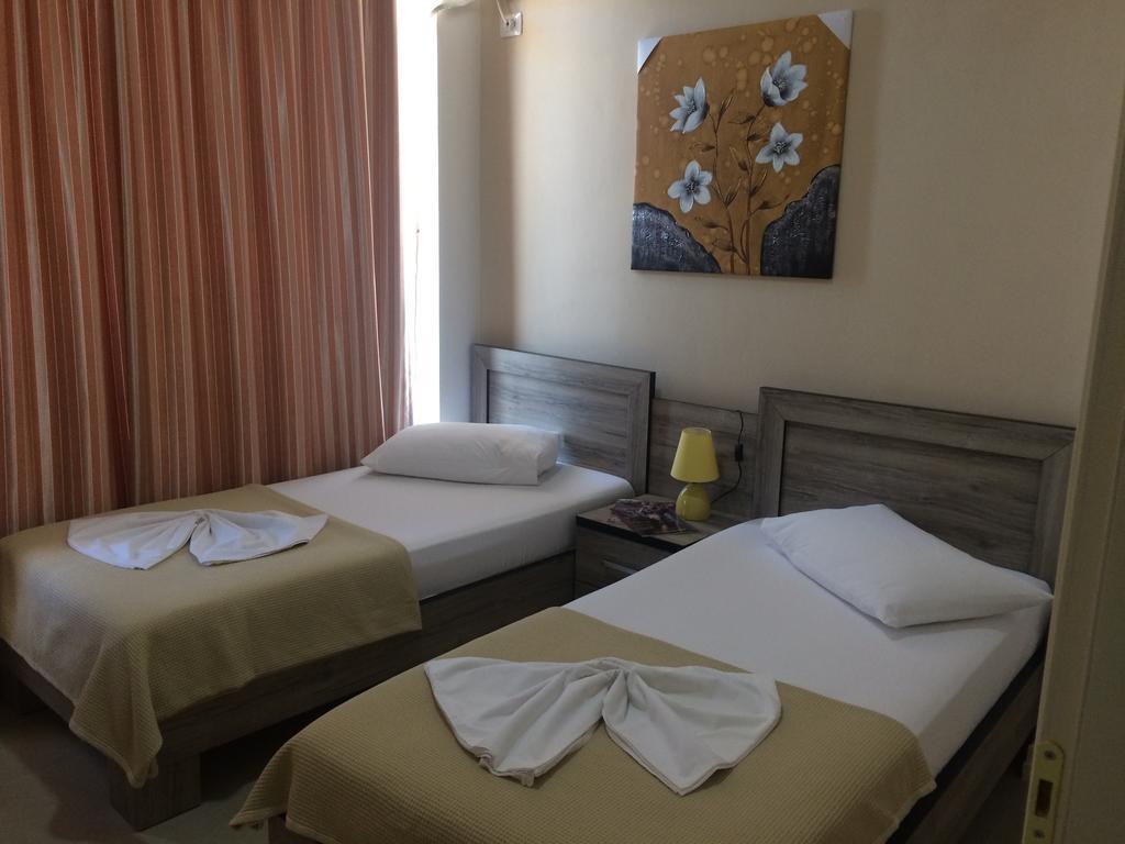 Berti Apartments Sarande Ngoại thất bức ảnh