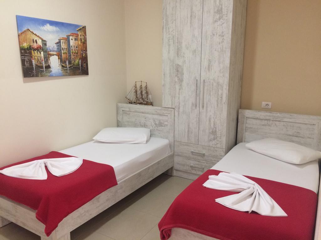 Berti Apartments Sarande Ngoại thất bức ảnh